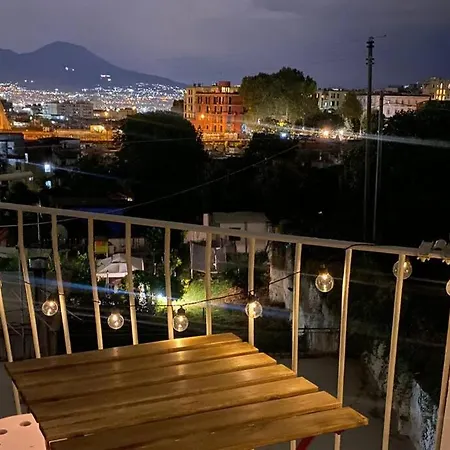 Salita Principi Center Vesuvio View * Nápoly